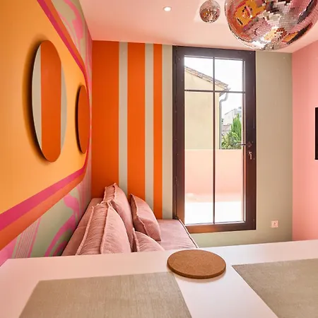 La Orange - Disco - Proche Cité Médiévale Et Centre à Pied *