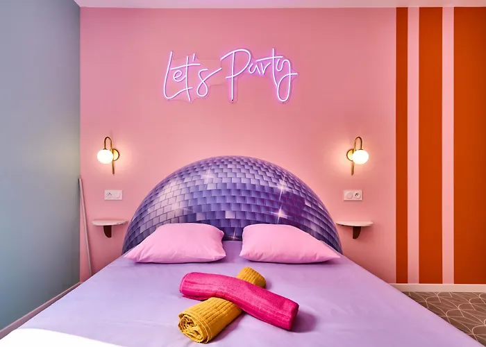 La Orange - Disco - Proche Cite Medievale Et Centre A Pied *